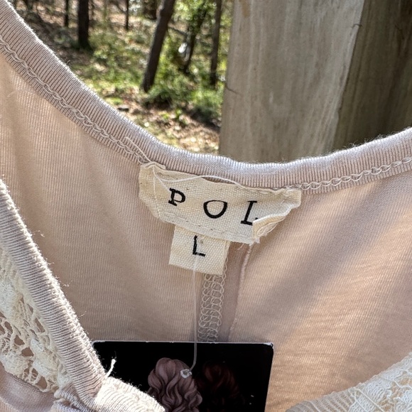 POL Lace-Trim Bodysuit in Light Blush - Picture 3 of 8